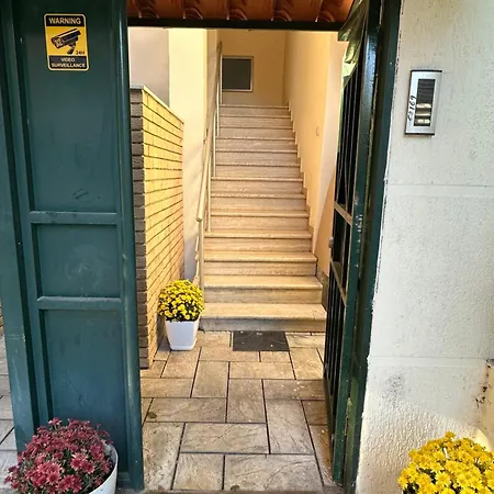 Hana Tirana